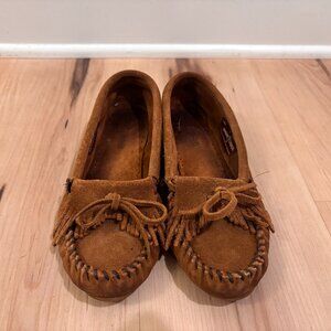 Minnetonka 403 Fringe Moccasins Brown Suede Size 7